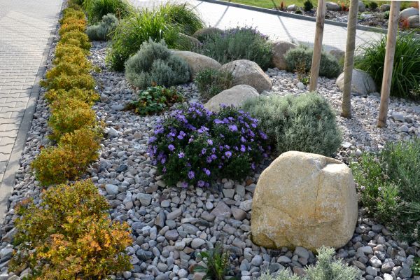 Decorative Rock Installation in Sioux Falls