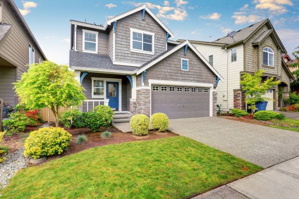 Curb Appeal Landscaping in Sioux Falls